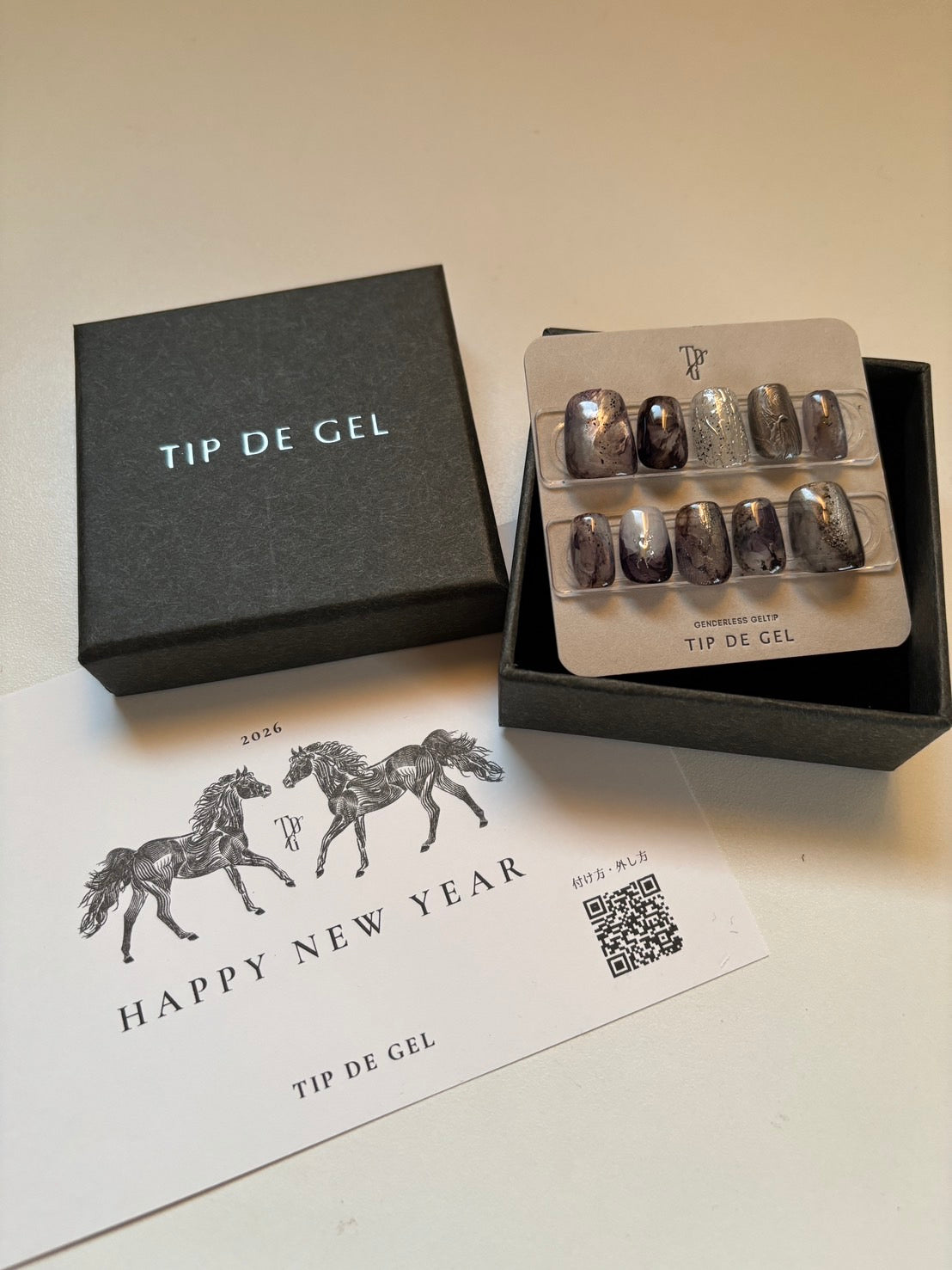 TIP DE GEL ネイルチップ入りギフトボックス